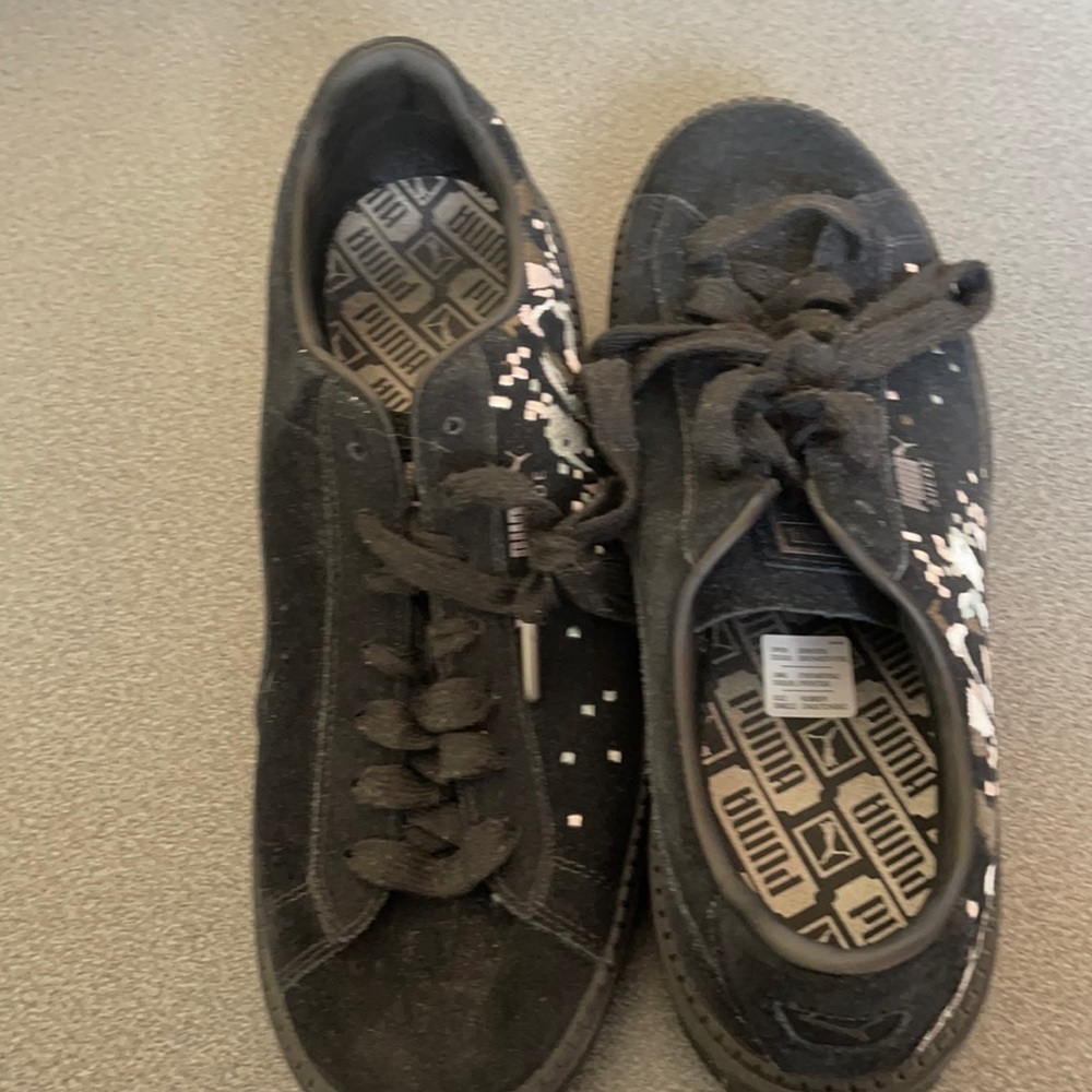 Funky puma sneakers